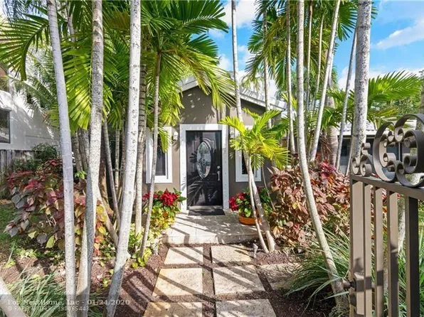 614 NE 10th Ave, Fort Lauderdale, FL 33304