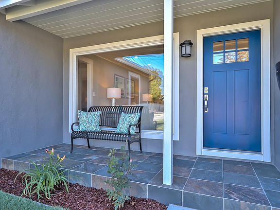 4th image of 387 S Genevieve Ln