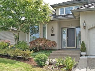 4536 NW Tamoshanter Way, Portland, OR 97229