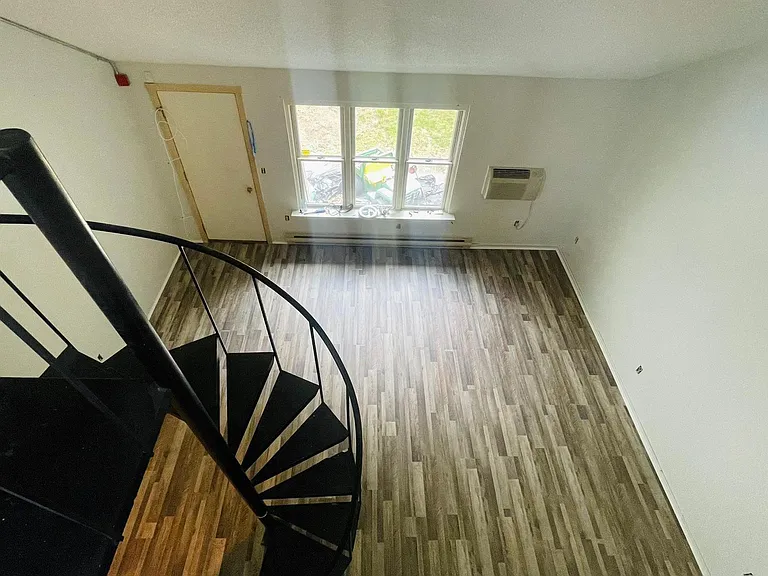 545 Smithfield Rd #2 — Photo 9