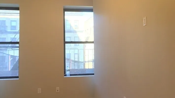 Rented by Nooklyn NYC LLC | media 49