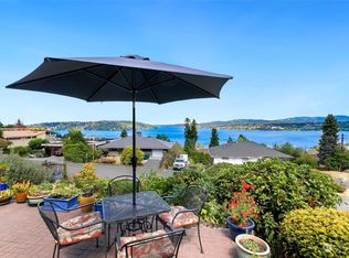 7725 S Sunnycrest Rd, Seattle, WA 98178