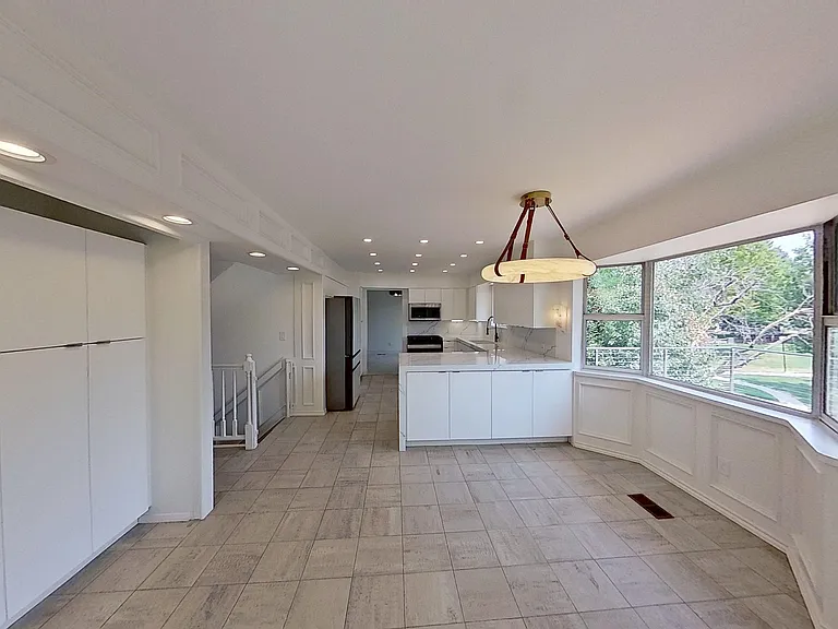 Eat-in Kitchen with Kitchen and pantry area