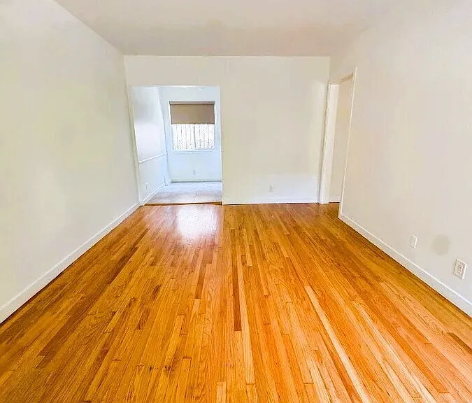 114 S Rampart Blvd #3 — Photo 3
