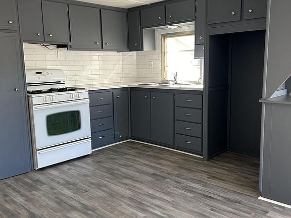 4th image of 9623 E BAYWOOD Avenue
