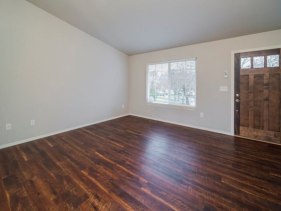 2nd image of 6006 51st St NE