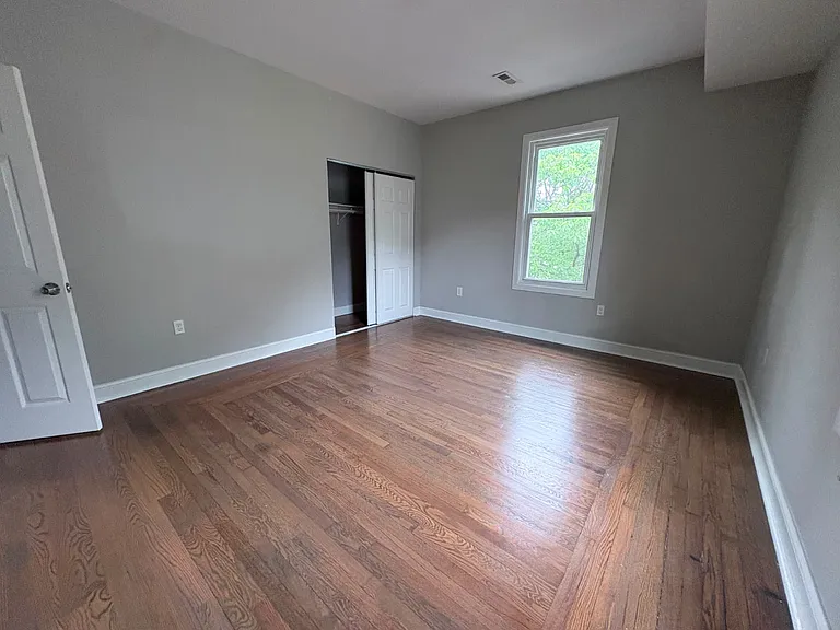 151 Howard Ave #22L — Photo 7