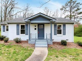 600 Dobson Dr, Charlotte, NC 28213