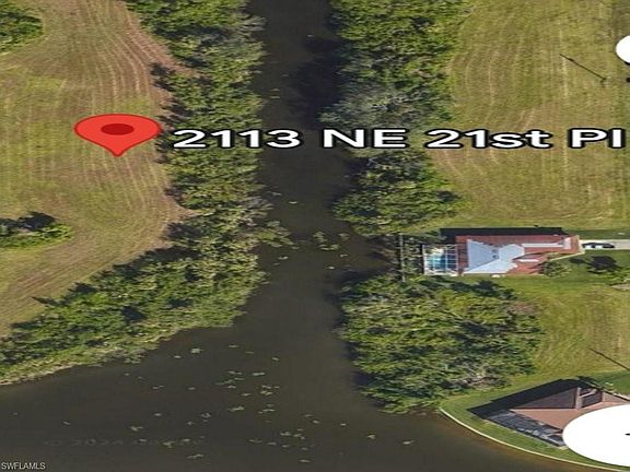 3rd image of 2113 NE 21st PL