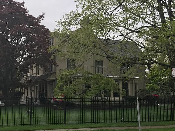 4th image of 6400 Woodbine Ave