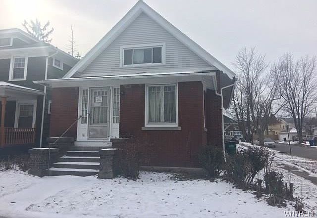 1st image of 76 Montrose Ave
