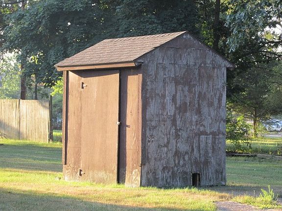 4th image of 52871 County Road 11