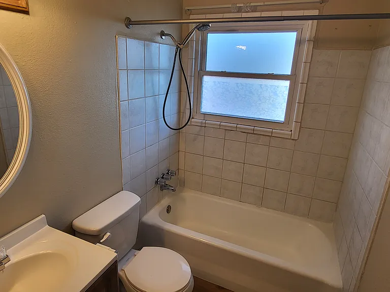 1944 Joy Ave — Photo 13