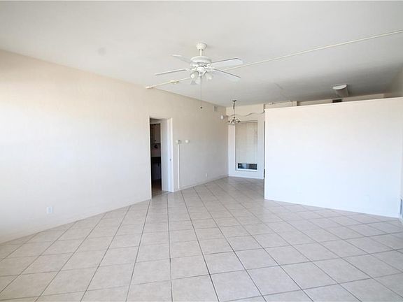 4th image of 701 N Grandview Ave