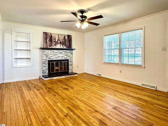 5th image of 2434 Broadway Lake Rd