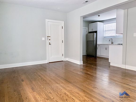 2nd image of 3228 N Hamlin Ave #3379013