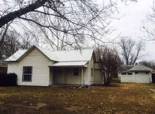315 E Thomas St, Perkins, OK 74059