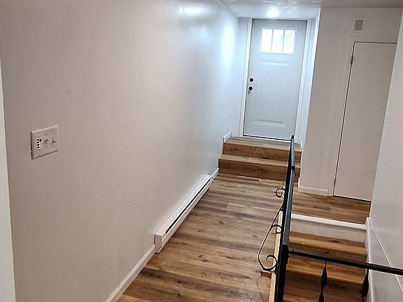 2nd image of 950 Chestnut Ave #950