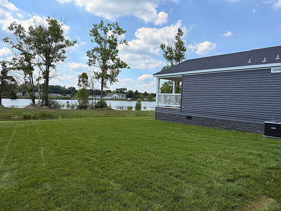 184 Riviera Dr, photo 26