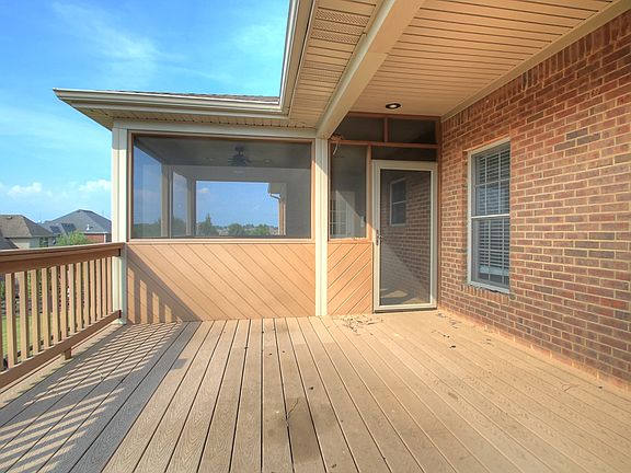 5th image of 121 Park Hills Ct
