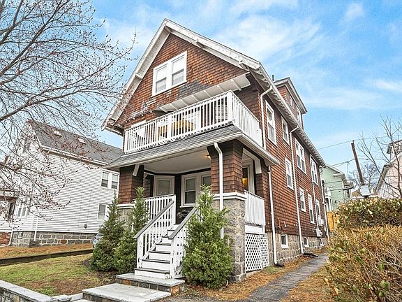 2nd image of 12 Chelmsford St