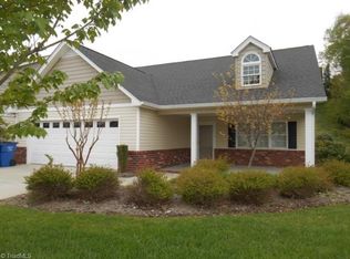 117 Plantation Place Ln, Mount Airy, NC 27030