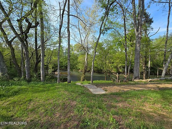 5th image of River Ridge Rd