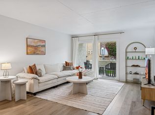 3825 E Camelback Rd Unit 166, Phoenix, AZ 85018