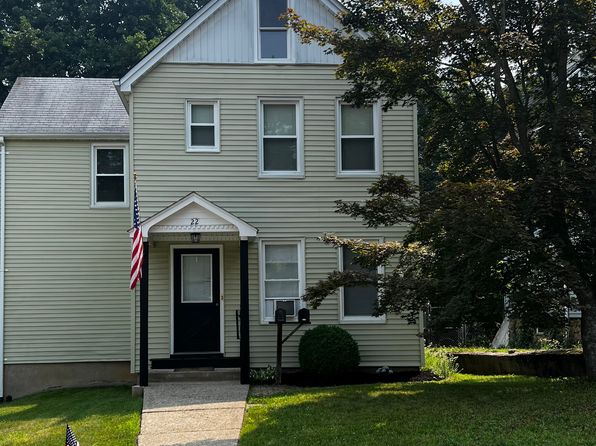 22 Brook St #1