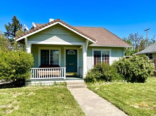 613 S Ivy St, Medford, OR