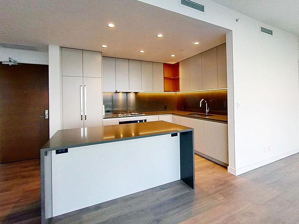 1st image of 720 Farrow St #3307