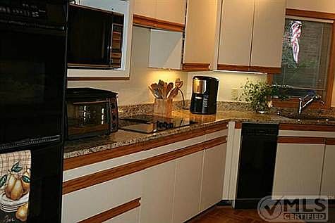 4th image of 4628 Westridge Ave