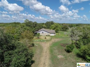 914 Fm 1351, Goliad, TX 77963
