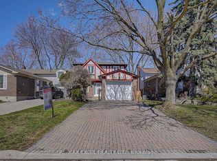 28 Holsworthy Cres, Markham, ON L3T4C6
