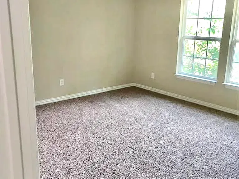 311 Milton St #3 — Photo 11