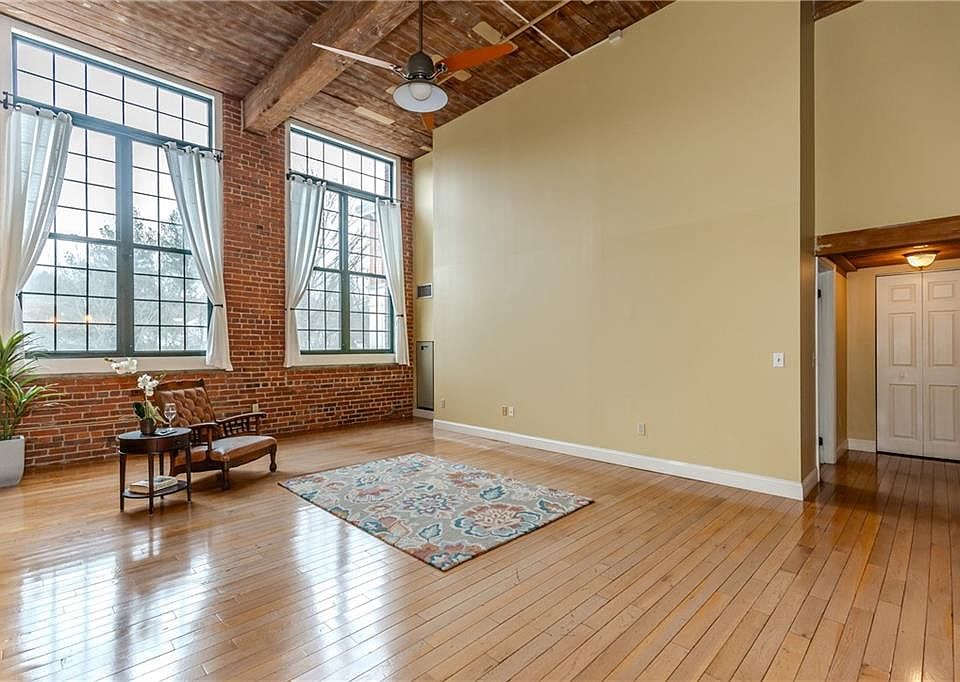 1st image of 15 Higgins St APT 311