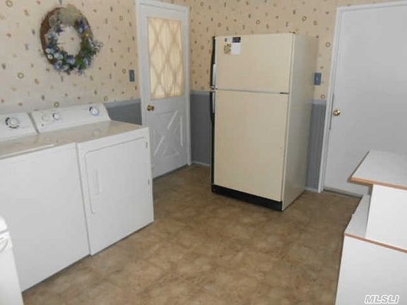 5th image of 24 Penny Ln