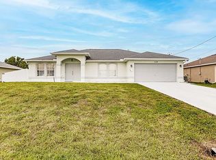 1134 NE 4th Pl, Cape Coral, FL 33909