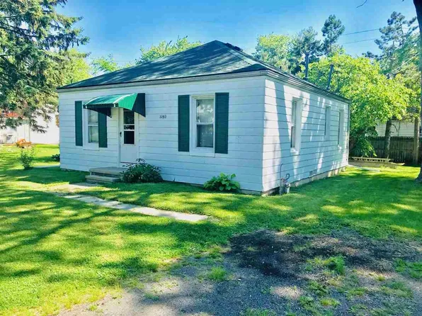 3283 Lakeview Ave, Monroe, MI 48162