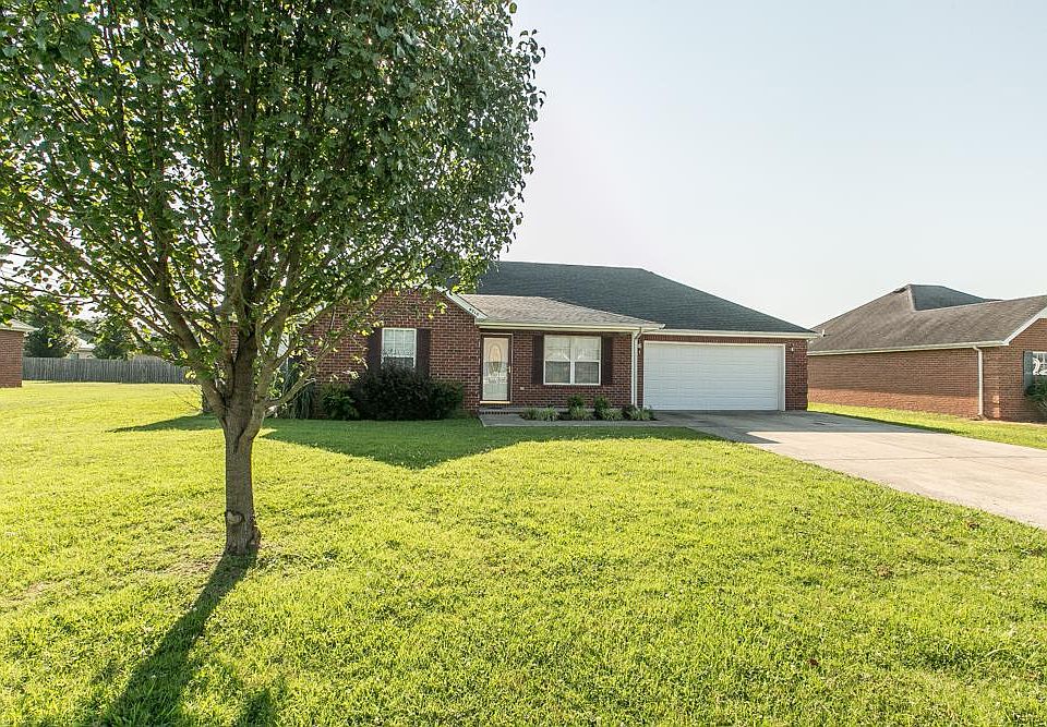 1st image of 8210 Spinner Ln