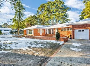 2818 Acres Rd, Portsmouth, VA 23703