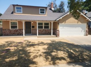 2317 E Alamos Ave, Fresno, CA 93726