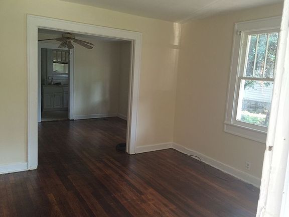 2nd image of 302 Huffman St