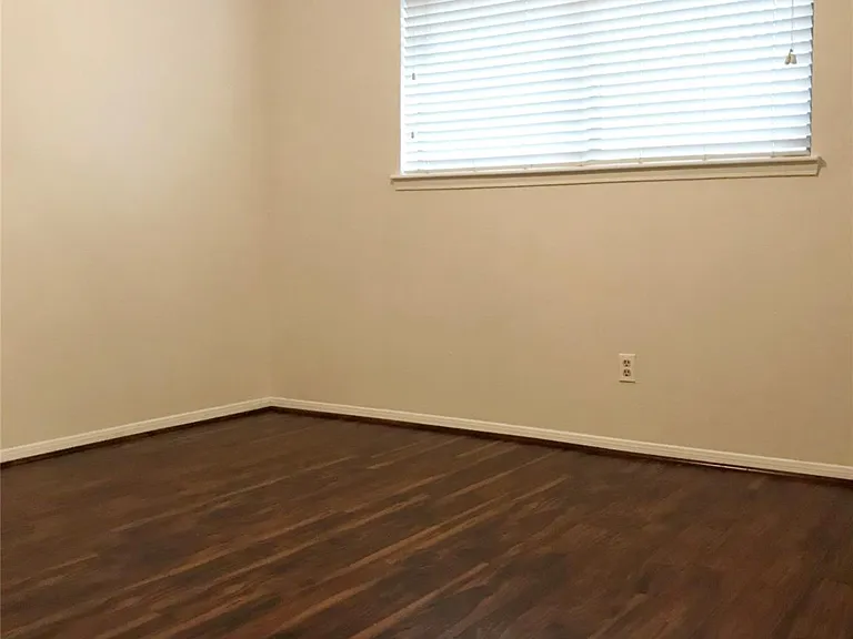10118 Sageglow Dr — Photo 17