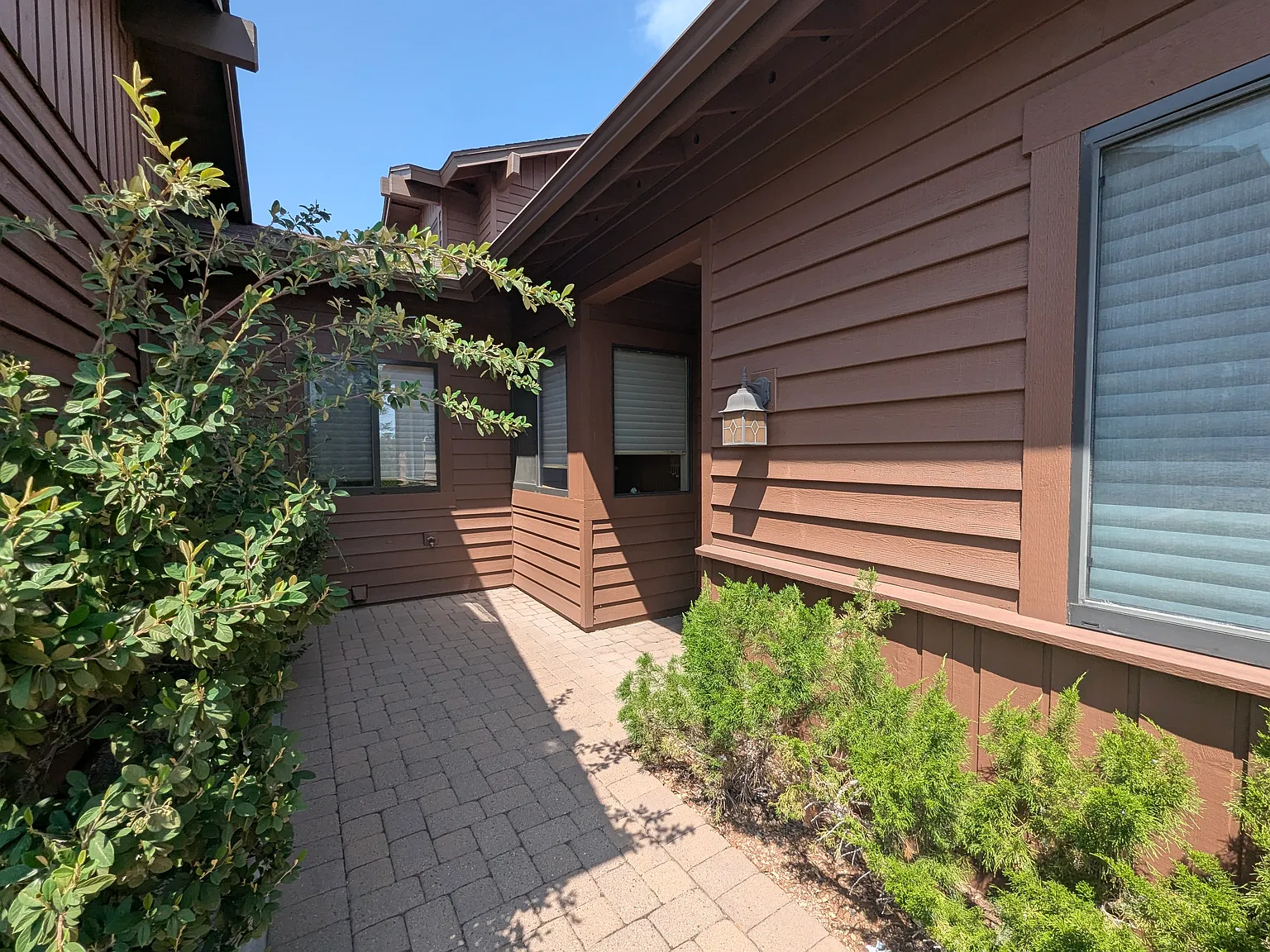 3 bed, 1860 sqft, $2,800 — Photo 4