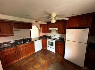 670 Tennis Club Dr APT 302, Fort Lauderdale, FL 33311