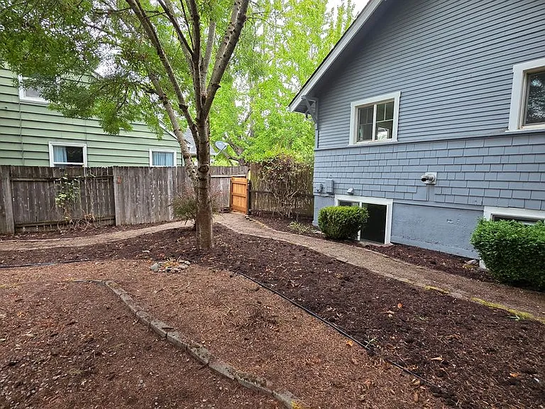 340 N Grove Ct — Photo 20