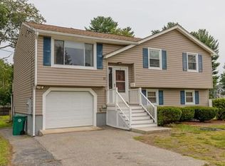 11 Colleen Cir, Billerica, MA 01821