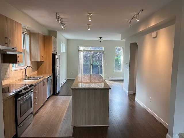 31125 Westridge Pl #38 — Photo 2