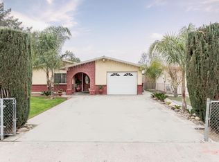 14549 D St, Kerman, CA 93630